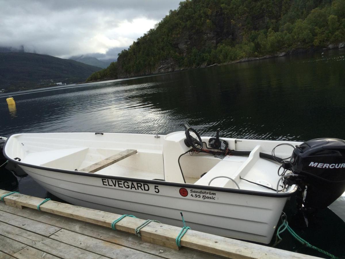 Elvegard Fjordcamp Hotel Grov ภายนอก รูปภาพ